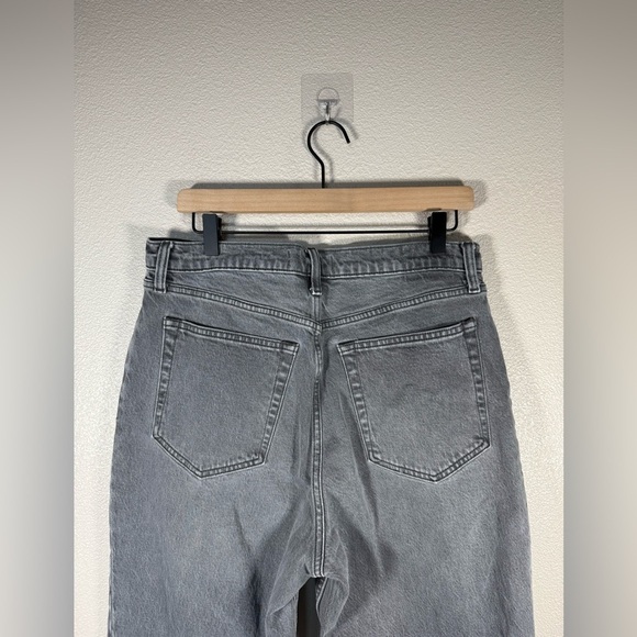 Abercrombie ‘90s Straight Ultra High Rise Jeans Grey Wash 30 / 12 J15 - Picture 8 of 10